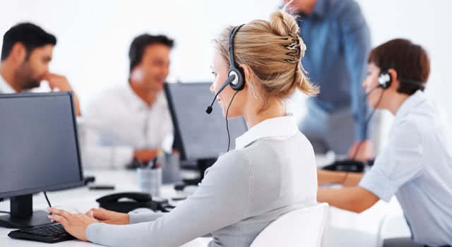 Outsourcing Customer Service in E-commerce